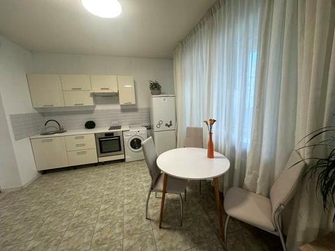 квартира за адресою Миколи Бажана просп., 14