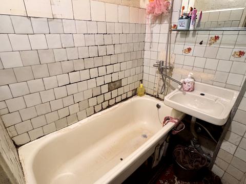 квартира за адресою Бочарова вул., 8-Б