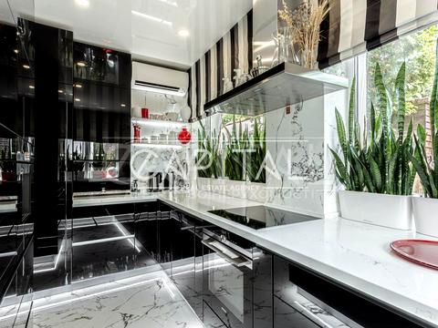 будинок за адресою Миколи Миклухи-Маклая вул. (Дежнєва)