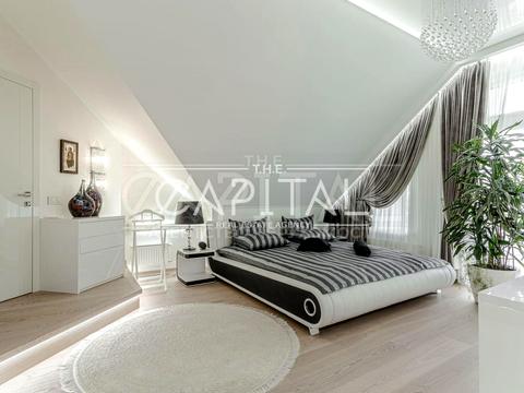 будинок за адресою Миколи Миклухи-Маклая вул. (Дежнєва)