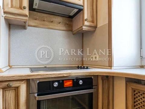 квартира за адресою Обсерваторна вул., 8