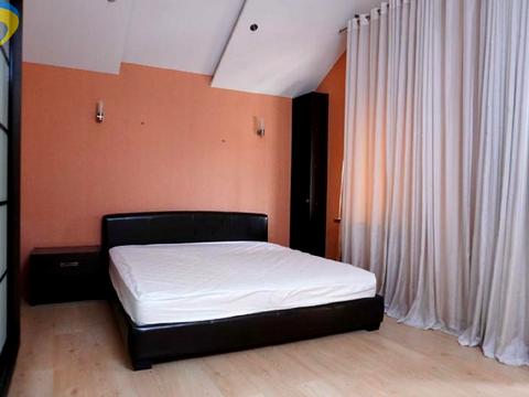 будинок за адресою Платанова вул.