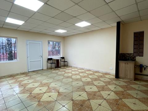 комерційна за адресою Павленка вул., 54