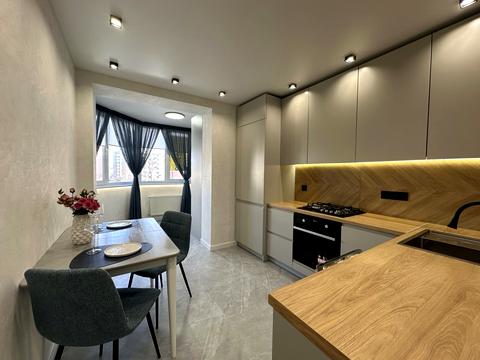 квартира по адресу Андрія Малишка ул. (Льва Толстого), 84