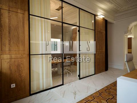 комерційна за адресою Шота Руставелі вул., 22