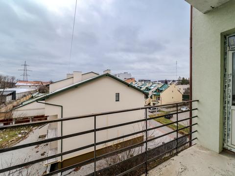 квартира за адресою Василя Сухомлинського вул., 8