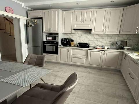 дом по адресу Зіркова