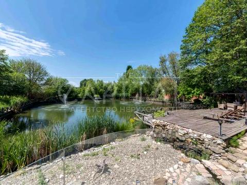 будинок за адресою Стуса