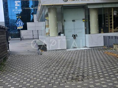 комерційна за адресою Миколи Міхновського бульв. (Дружби народів), 3