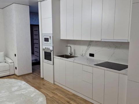 квартира за адресою Нескорених вул. (Героїв Праці), 1