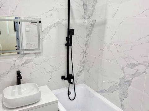 квартира за адресою Нескорених вул. (Героїв Праці), 1