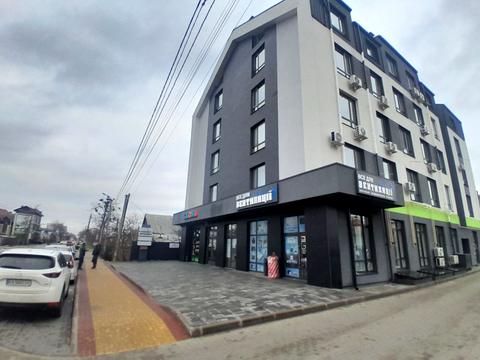 комерційна за адресою Соборна вул., 68