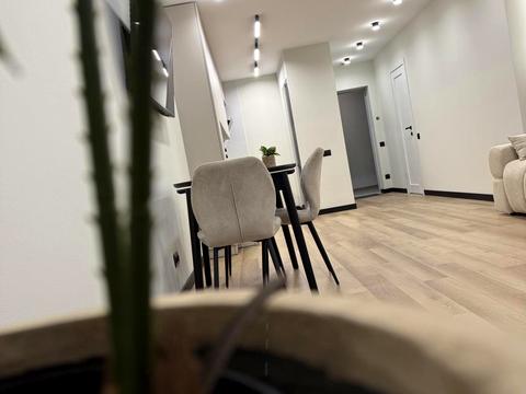 квартира за адресою Володимира Великого вул. (Артема), 10