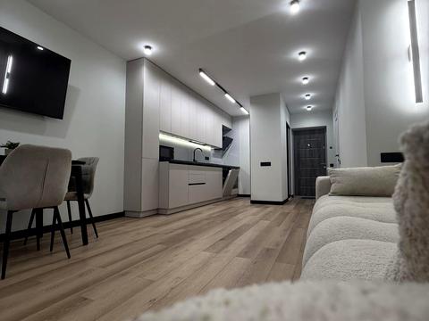 квартира за адресою Володимира Великого вул. (Артема), 10