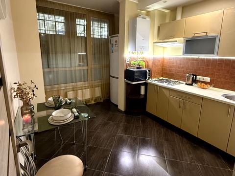 квартира за адресою Практична вул., 4