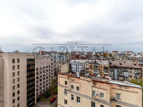 комерційна за адресою Антоновича вул. (Горького), 33-В