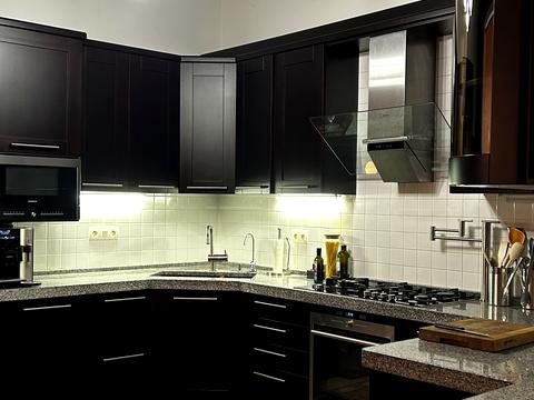 будинок за адресою Кирила і Мефодія вул., 25