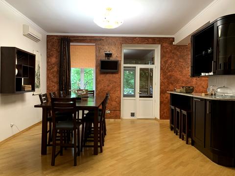 будинок за адресою Кирила і Мефодія вул., 25