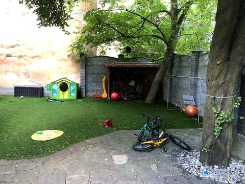 будинок за адресою Кирила і Мефодія вул., 25