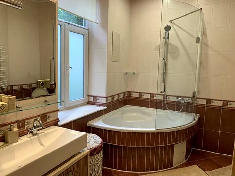 будинок за адресою Кирила і Мефодія вул., 25