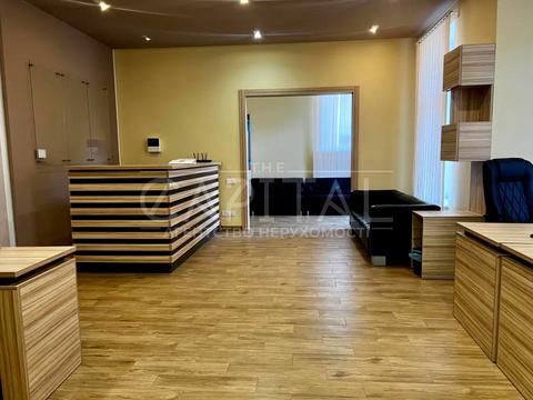 коммерческая по адресу Паркова ул., 1