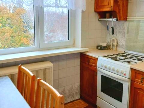 квартира за адресою Космонавтів вул., 28