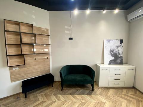 комерційна за адресою Бастіонна вул., 4