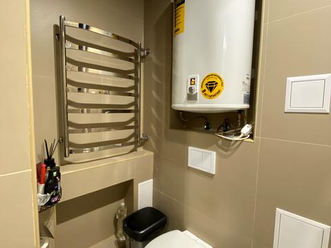 комерційна за адресою Бастіонна вул., 4