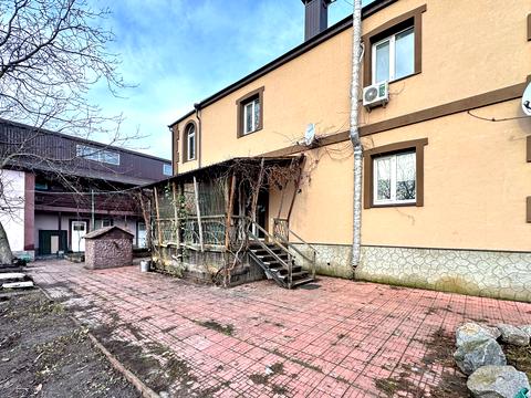 будинок за адресою Садова, 15-А