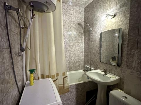 квартира за адресою Космонавтів вул., 28