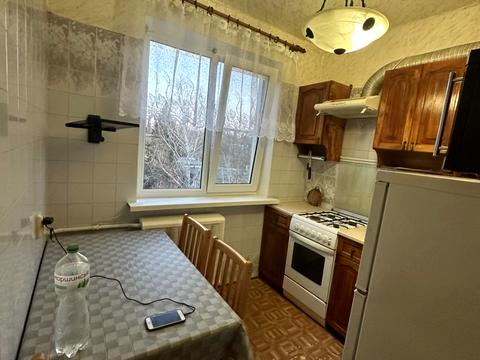 квартира за адресою Космонавтів вул., 28