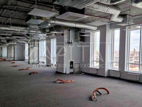 комерційна за адресою Ярославська вул., 58