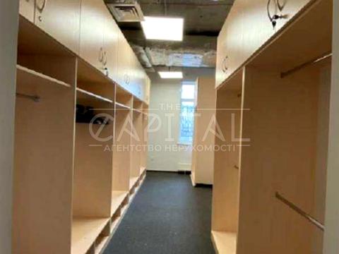 комерційна за адресою Ярославська вул., 58