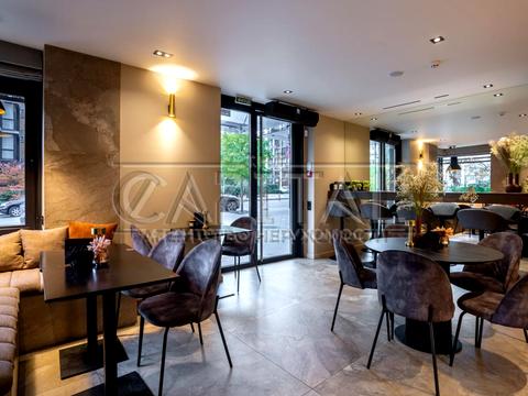 комерційна за адресою Предславинська вул., 42