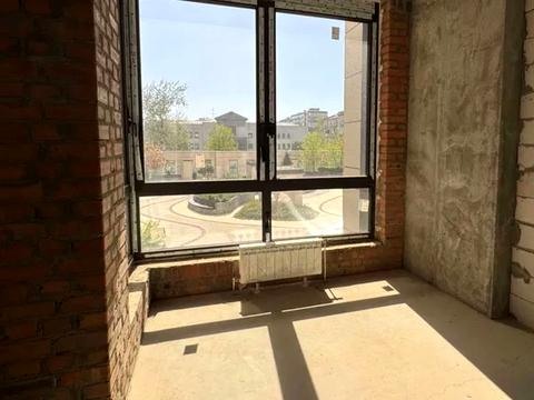 коммерческая по адресу Берестейский просп. (Победы), 42а