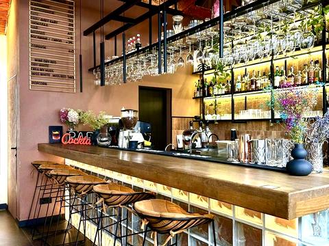 комерційна за адресою Олекси Тихого пров., 3/19