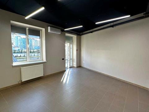 коммерческая по адресу Ивана Миколайчука ул., 6