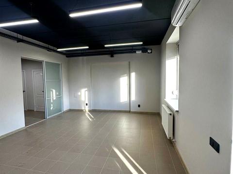 коммерческая по адресу Ивана Миколайчука ул., 6