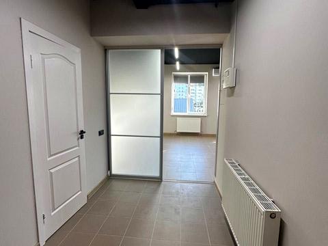 коммерческая по адресу Ивана Миколайчука ул., 6