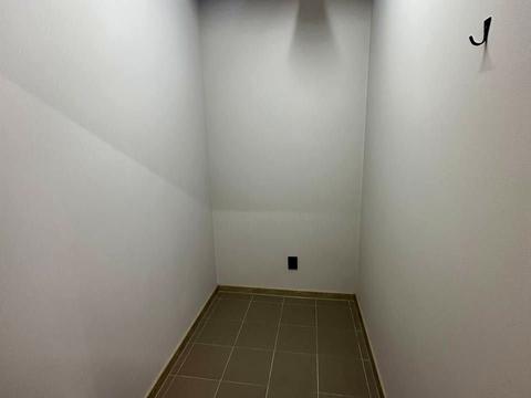 коммерческая по адресу Ивана Миколайчука ул., 6