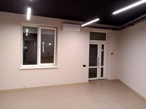 коммерческая по адресу Ивана Миколайчука ул., 6