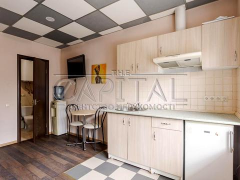 комерційна за адресою Цілинна, 4а