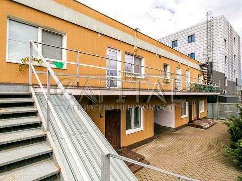 комерційна за адресою Цілинна, 4а