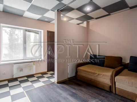 комерційна за адресою Цілинна, 4а