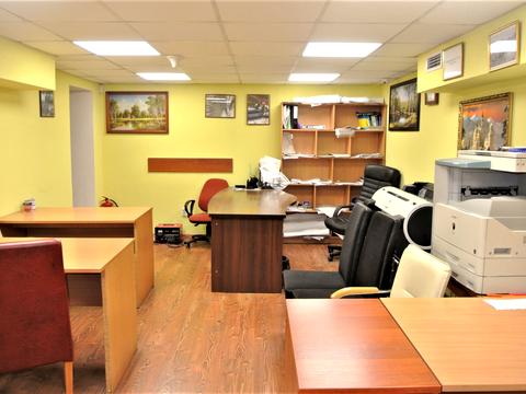 комерційна за адресою Єреванська вул., 8