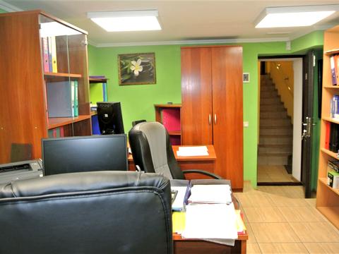 комерційна за адресою Єреванська вул., 8