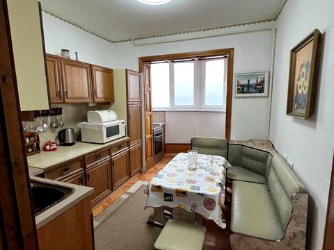 квартира за адресою Євгена Чикаленка вул., 73