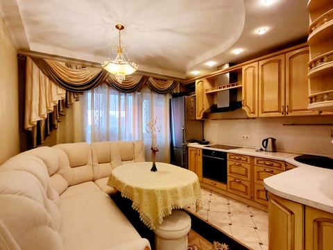 квартира за адресою Василя Симоненка вул., 2