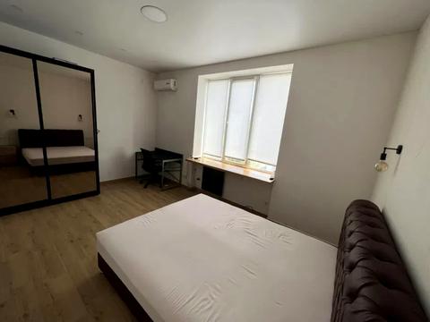 квартира за адресою Крутогірний узвіз (Рогальова), 20-А