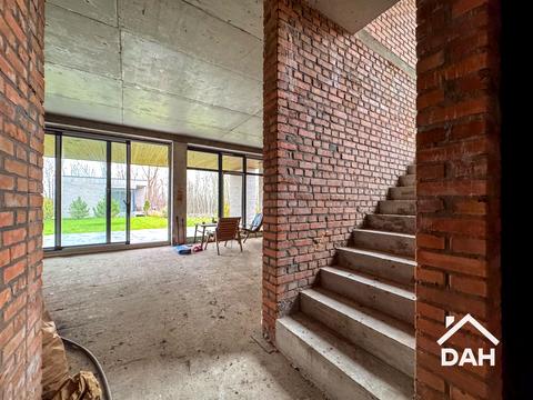 дом по адресу Трояндова